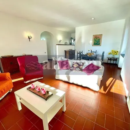 Ciro, 3 Camere, Giardino E Parcheggio, A 50 M Dal Mare! By Alfareal Apartment