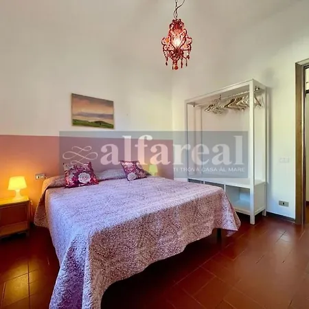 Ciro, 3 Camere, Giardino E Parcheggio, A 50 M Dal Mare! By Alfareal *